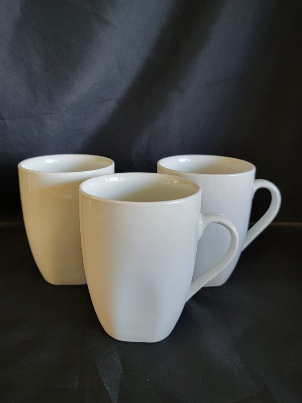 Tabletops Gallery Quinto Coffee Mug Cup Set of 3 White 10 Oz